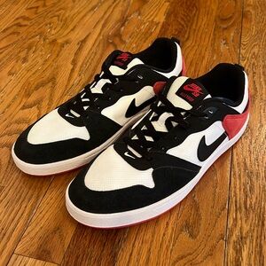 Mens Nike Alleyoop Sneakers